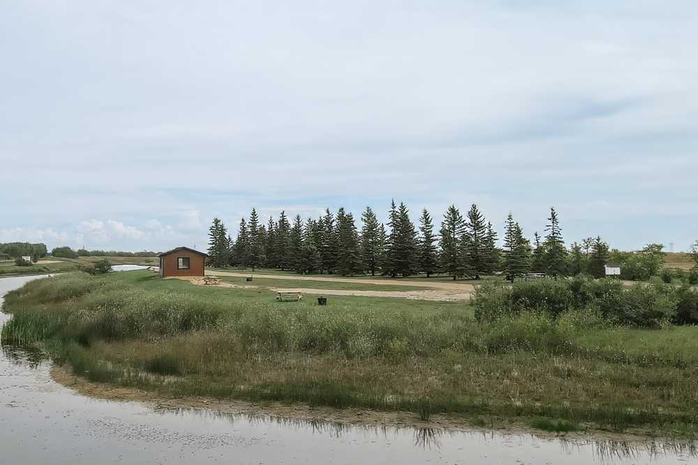 Diplomat Trout Pond Campground - Forestburg, Alberta - Photo 5