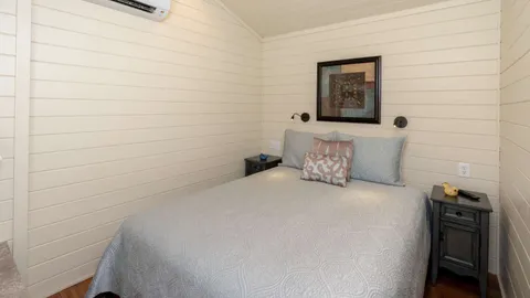 Premium Cottage 2 Bedroom — image 2 of 11