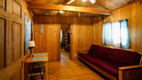 Standard Cabin — image 4 of 4