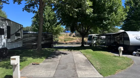 Premium Pull-Thru 30/50 Amp RV Site — image 1 of 4