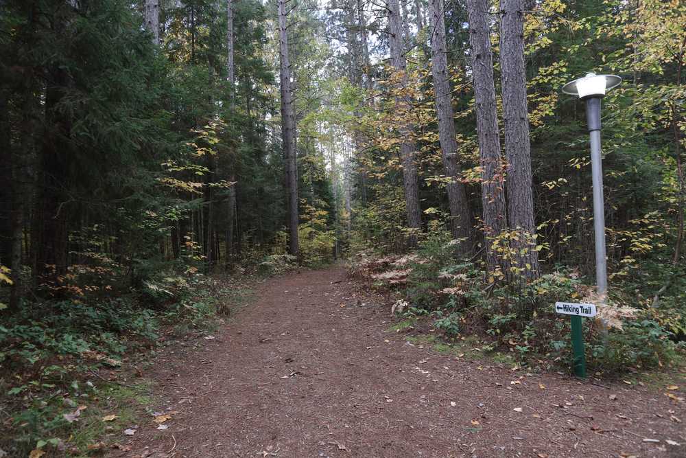 Algonquin Pines Campground, Dwight, Ontario - Photo 4