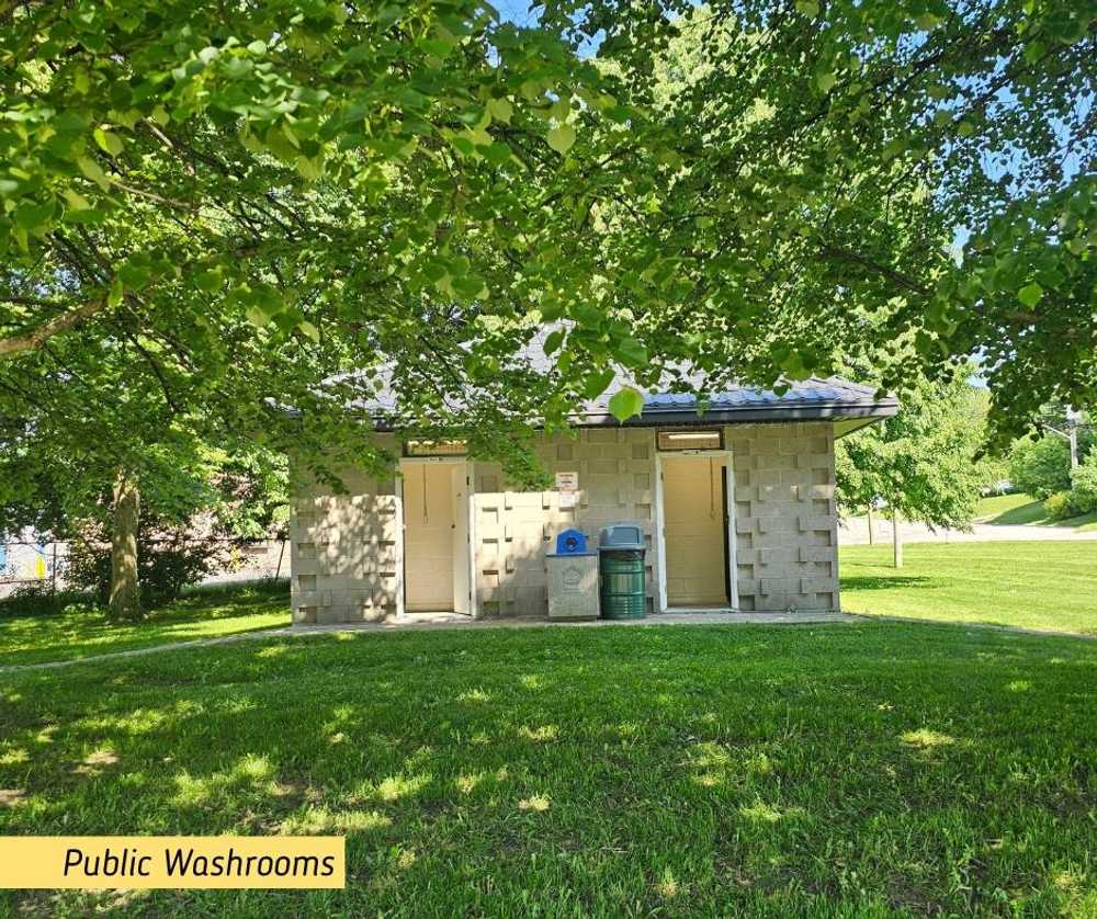 Centennial Park Camping, Ingersoll, Ontario - Photo 2