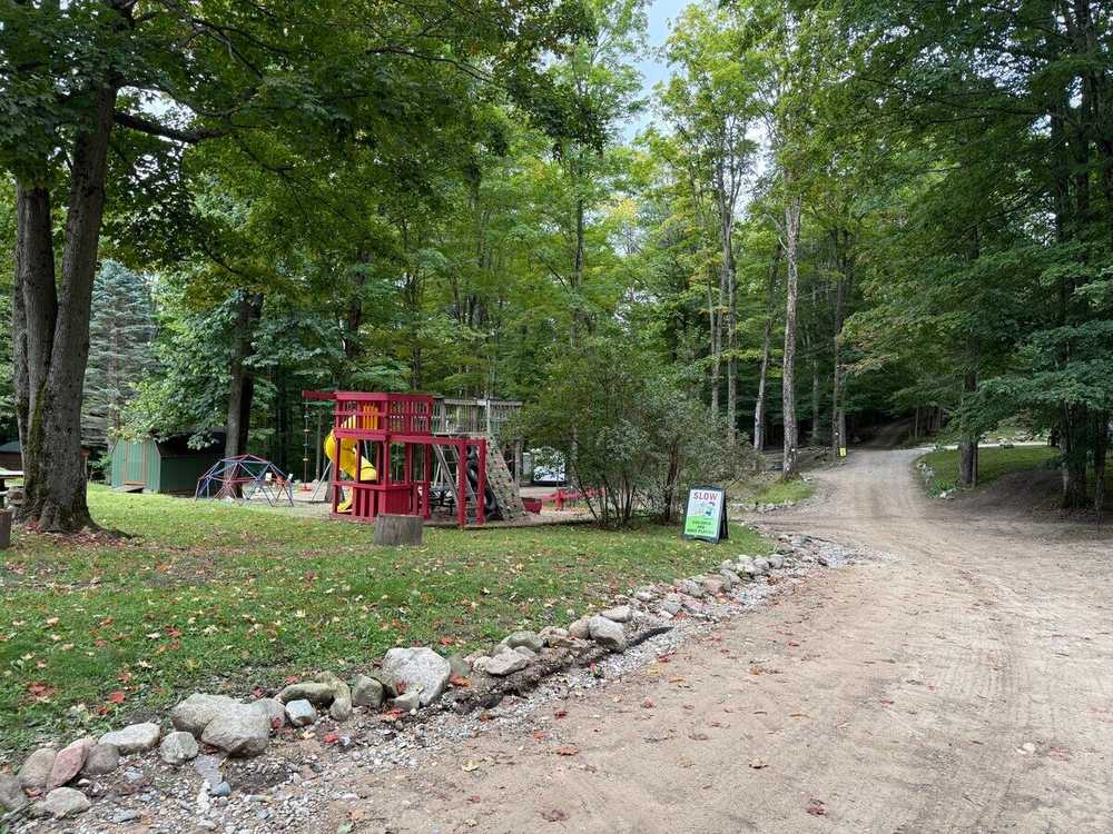 Cadillac Woods Campground, Tustin, Michigan - Photo 4