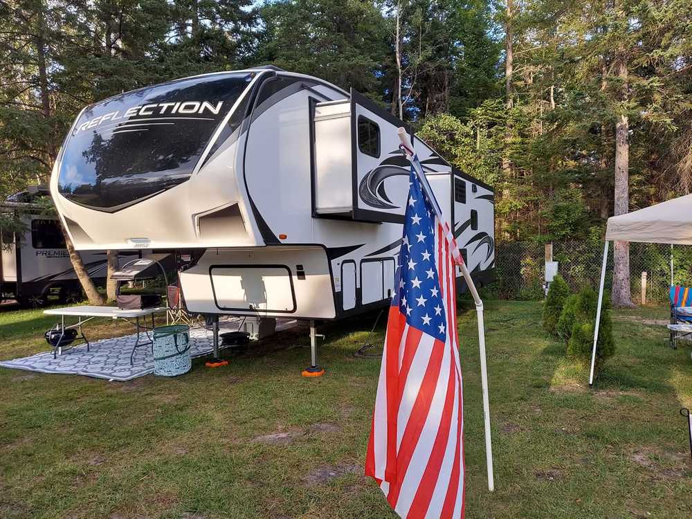 Tee-Pee Campground, Mackinaw City, Michigan - Photo 2