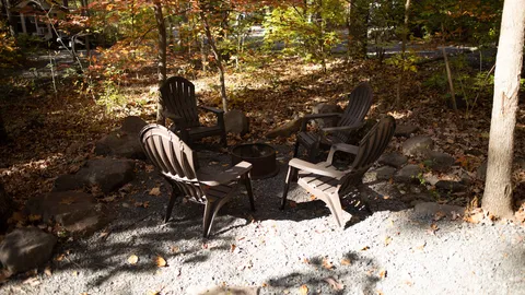 Log Cabin Vacation Rentals — image 2 of 11