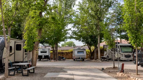 Premium Full Hookup Pull Through RV Site — image 4 of 4