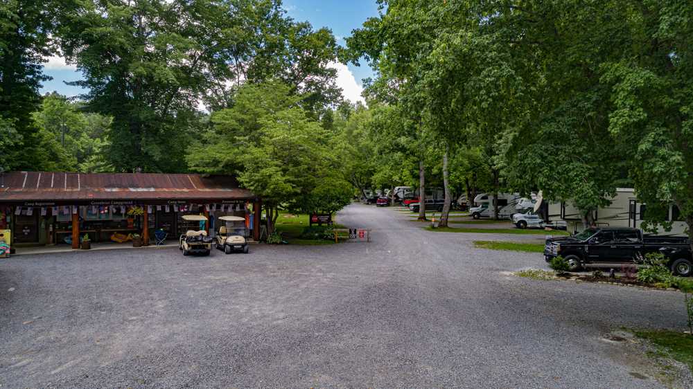 Greenbrier Campground - Gatlinburg, TN - Photo 2
