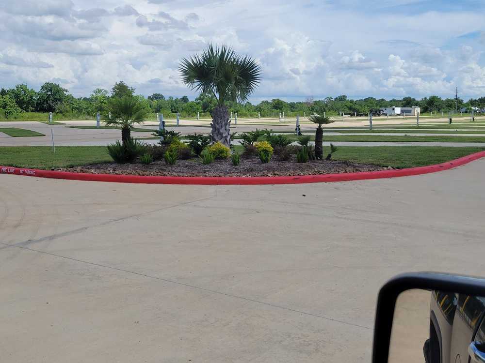 B&B Paradise RV Resort, Hockley, Texas - Photo 4