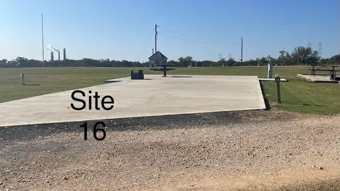 Non-Waterfront Water & Electric RV Site — image 1 of 1