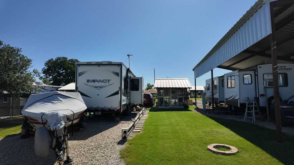 Mustang RV Park - Pilot Point, TX - Photo 4