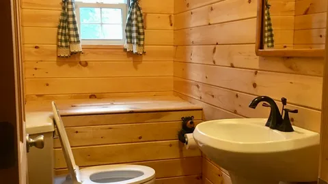 Cabin 37 — image 5 of 5