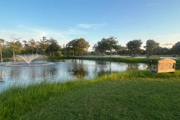 Alluring Oaks RV Park – photo 1