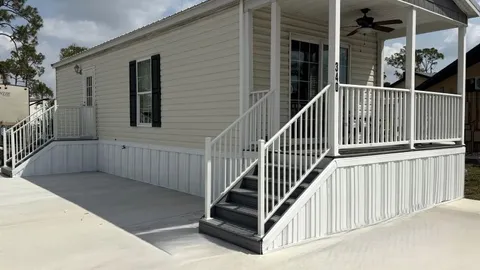 Park Model Rental 1 Bedroom — image 1 of 7
