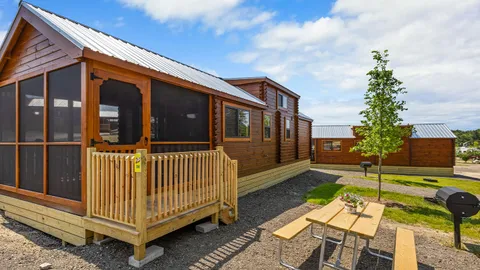Waterview Boo Boo Bungalow — image 1 of 6