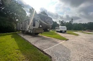 Peaceful Pines RV Park – photo 2