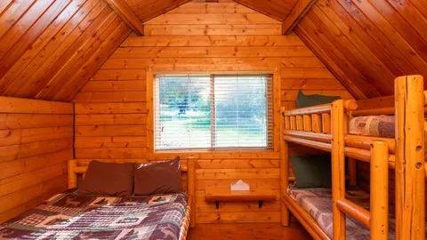 Cedar Cabin 1 Rm — image 3 of 3