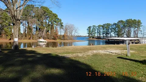 Deluxe Creek Waterfront W/E — image 1 of 4
