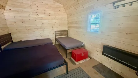 Rustic Cabin 1 — image 5 of 5
