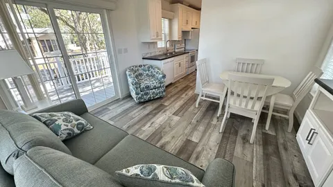 2 Bedroom Cottage — image 2 of 6