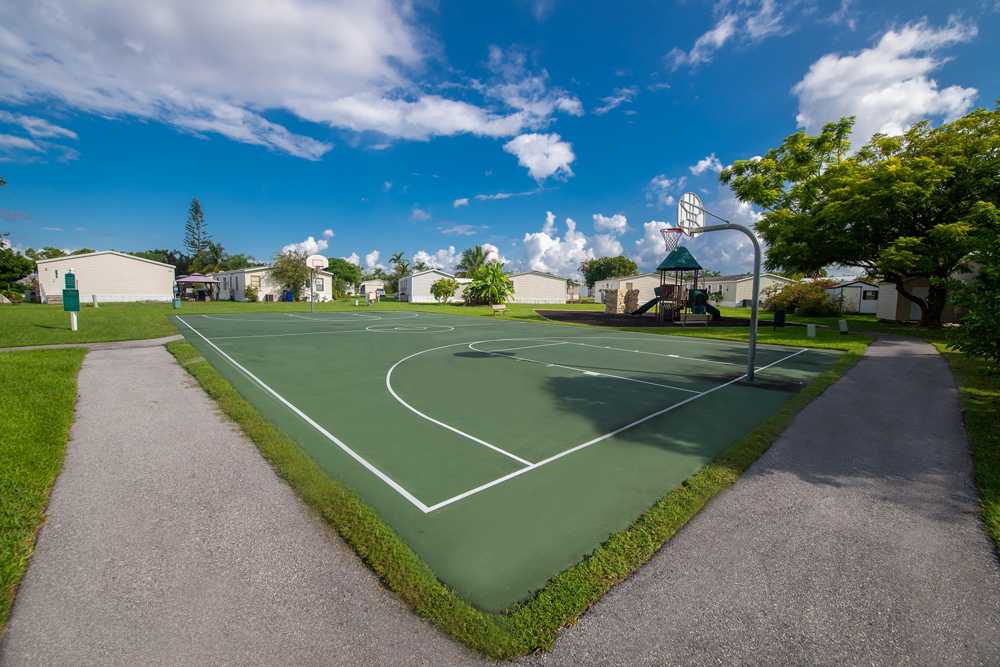 Goldcoaster RV Resort - Photo 4
