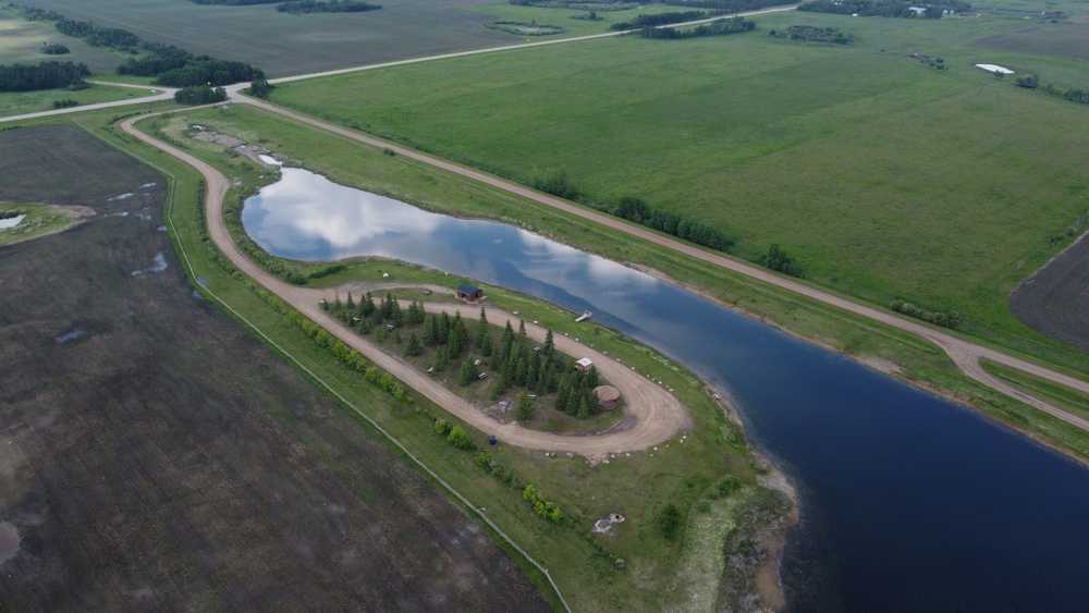 Diplomat Trout Pond Campground - Forestburg, Alberta - Photo 2