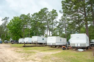 CamperTown RV Park – photo 5