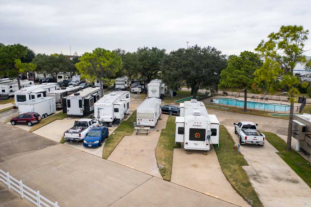 Traders Village Houston RV Park - Photo 4