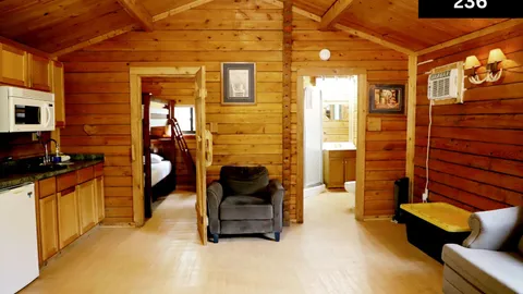 Cabin — image 5 of 5