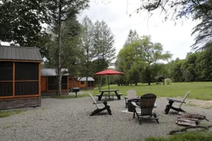 Bison Trace Luxury Camping – photo 5