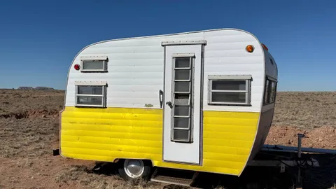 Mini Camper - Aunt Bea — image 7 of 7