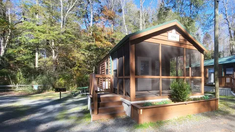 Erie Cabin — image 1 of 8