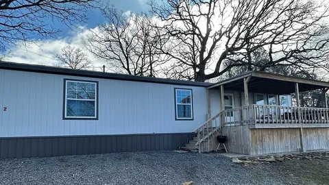 Cabin 02 — image 1 of 2