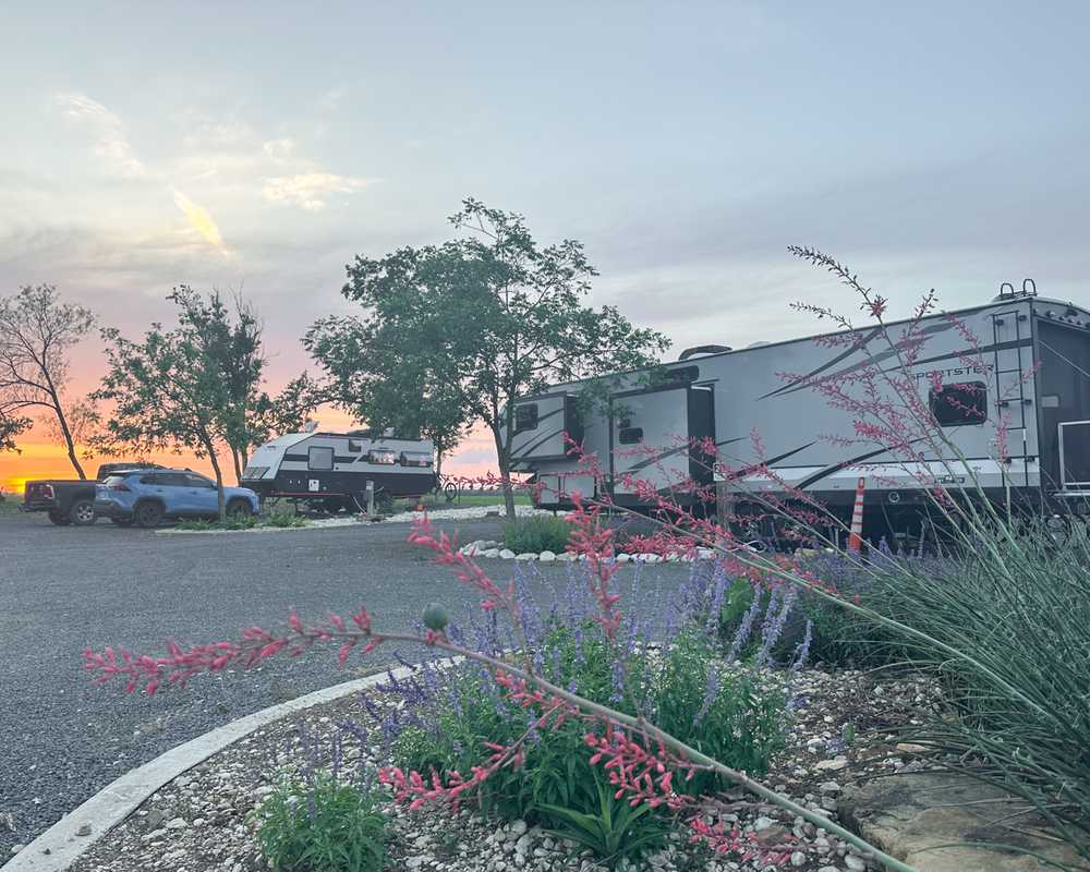 Quiet Texas RV Park - Photo 3