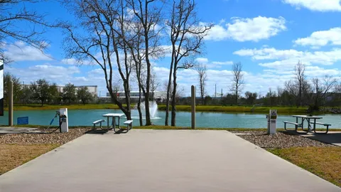 20X40 Premium Back-In Lake — image 1 of 4