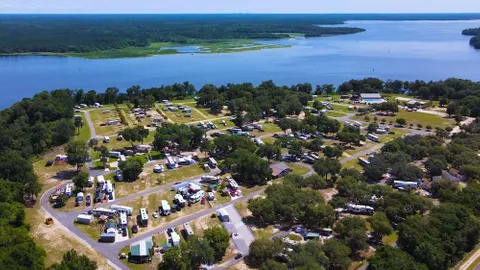 Standard Full Hook-Up Waterview RV Site — image 7 of 7