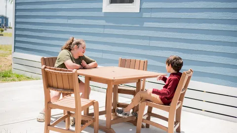 Deluxe Cottage — image 2 of 13