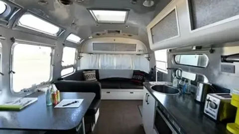 Airstream Serenity Espresso — image 2 of 23