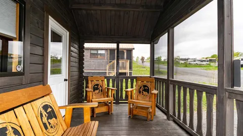 Ridge View Bungalow — image 2 of 11
