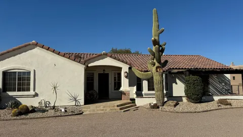 Bunkhouse - 3 Bedrooms - 2 Bathrooms — image 1 of 15