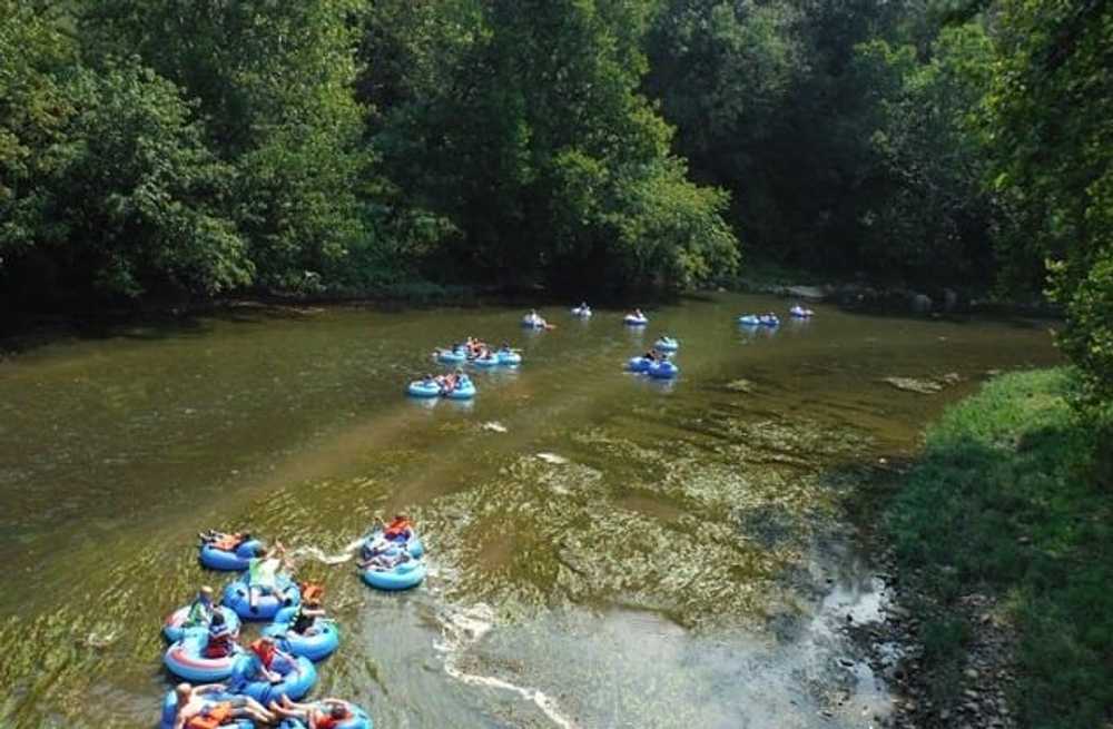 Camp at Bristol, Bluff City, Tennessee - Photo 2