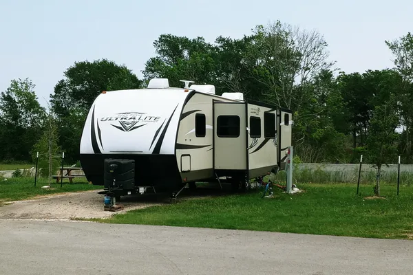 Wisteria RV Park on FM 812 – photo 1