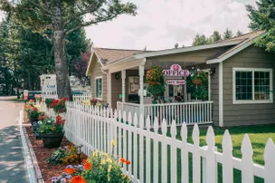 Jim & Mary's RV Park – photo 5
