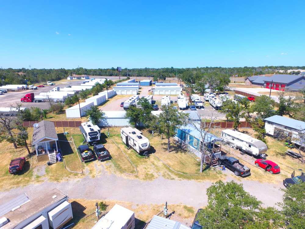 Bluebonnet Communities, Cedar Creek, Texas - Photo 2
