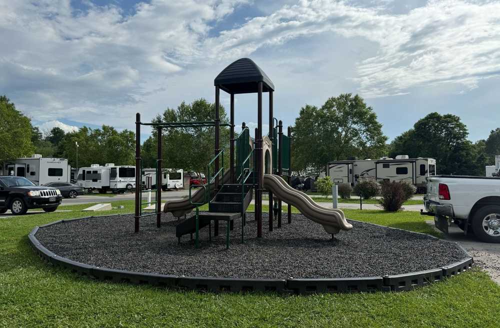 Cove Creek RV Resorts - Photo 4