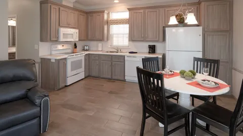 Bayside Rental — image 2 of 11