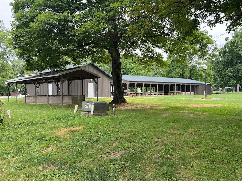 Merom Bluff Camping, Merom, Indiana - Photo 4