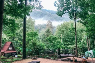 Hickory Nut Falls Family Campground – photo 3