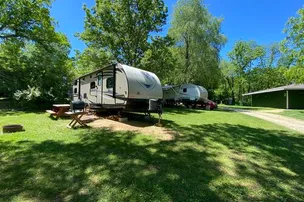 King's Camp – photo 2
