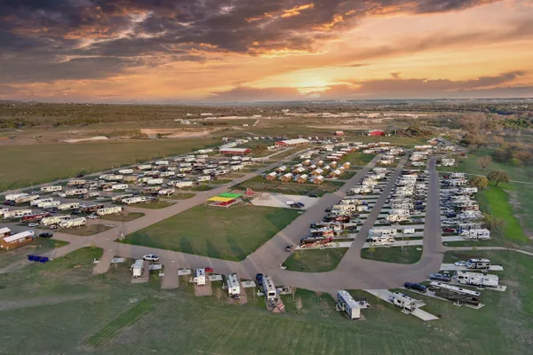 Old River Road RV Resort, Kerrville, Texas campground