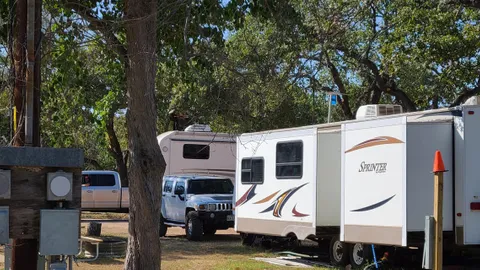 RV — image 2 of 5